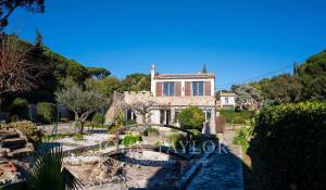 Sale Property La Croix-Valmer