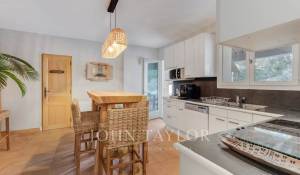 Sale Property La Croix-Valmer