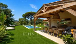 Sale Property La Croix-Valmer