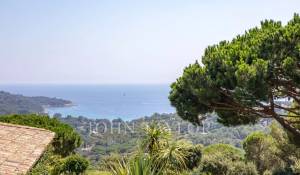 Sale Property La Croix-Valmer