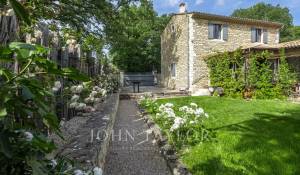 Sale Property Ménerbes