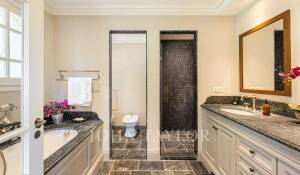 Sale Property Mougins