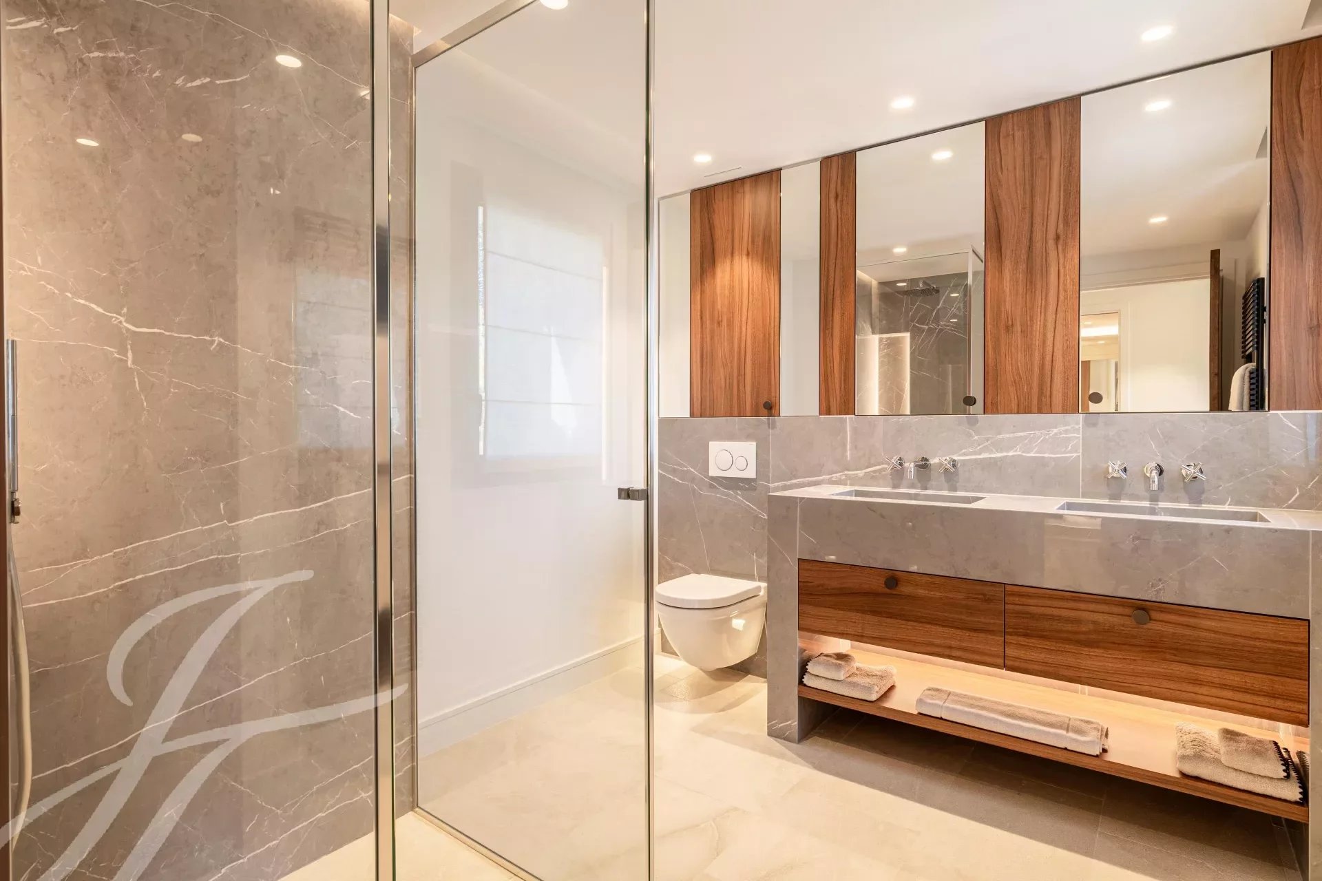 Ad Sale Property Mougins (06250), 7.0 Rooms refV1115MGS