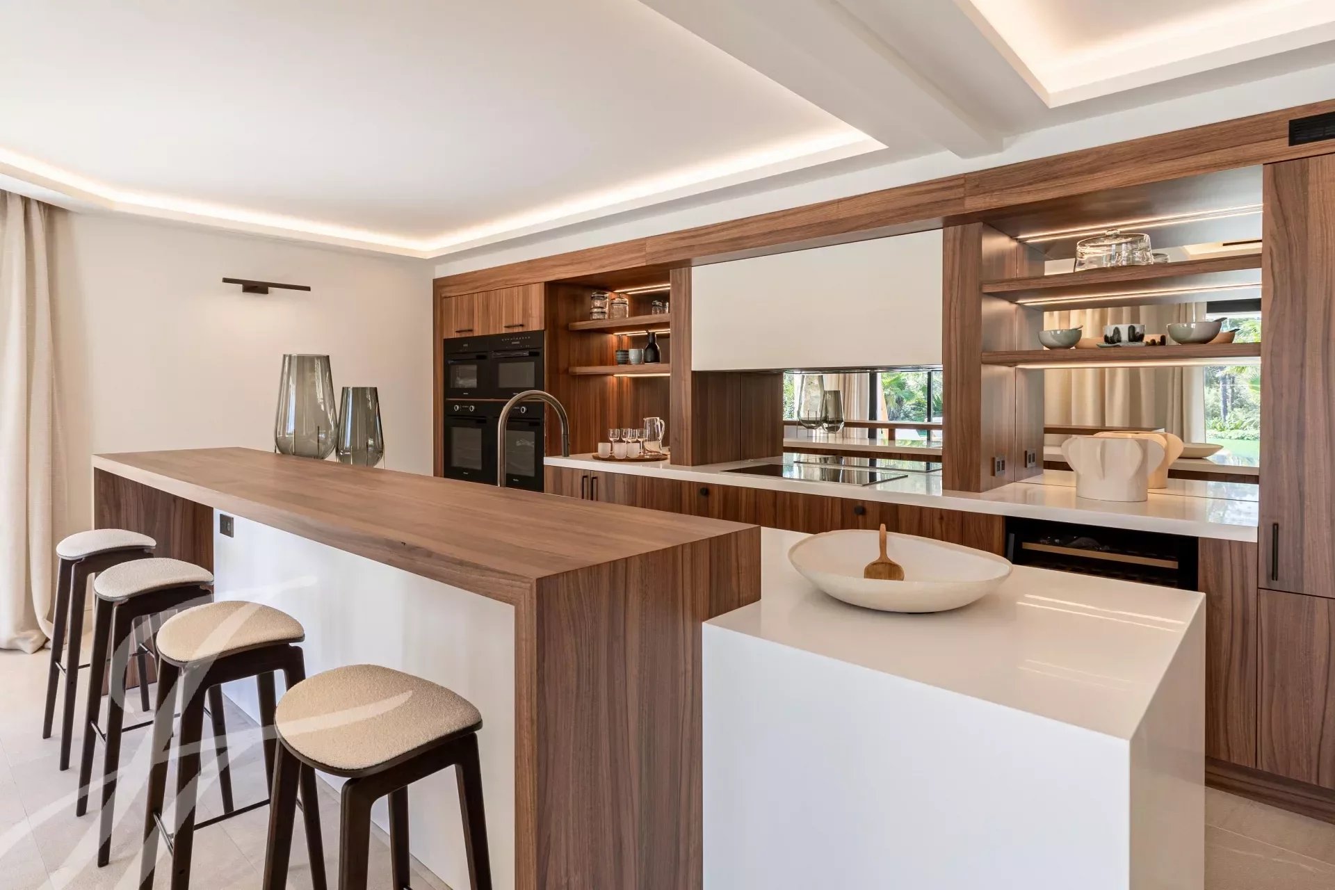 Ad Sale Property Mougins (06250), 7.0 Rooms refV1115MGS