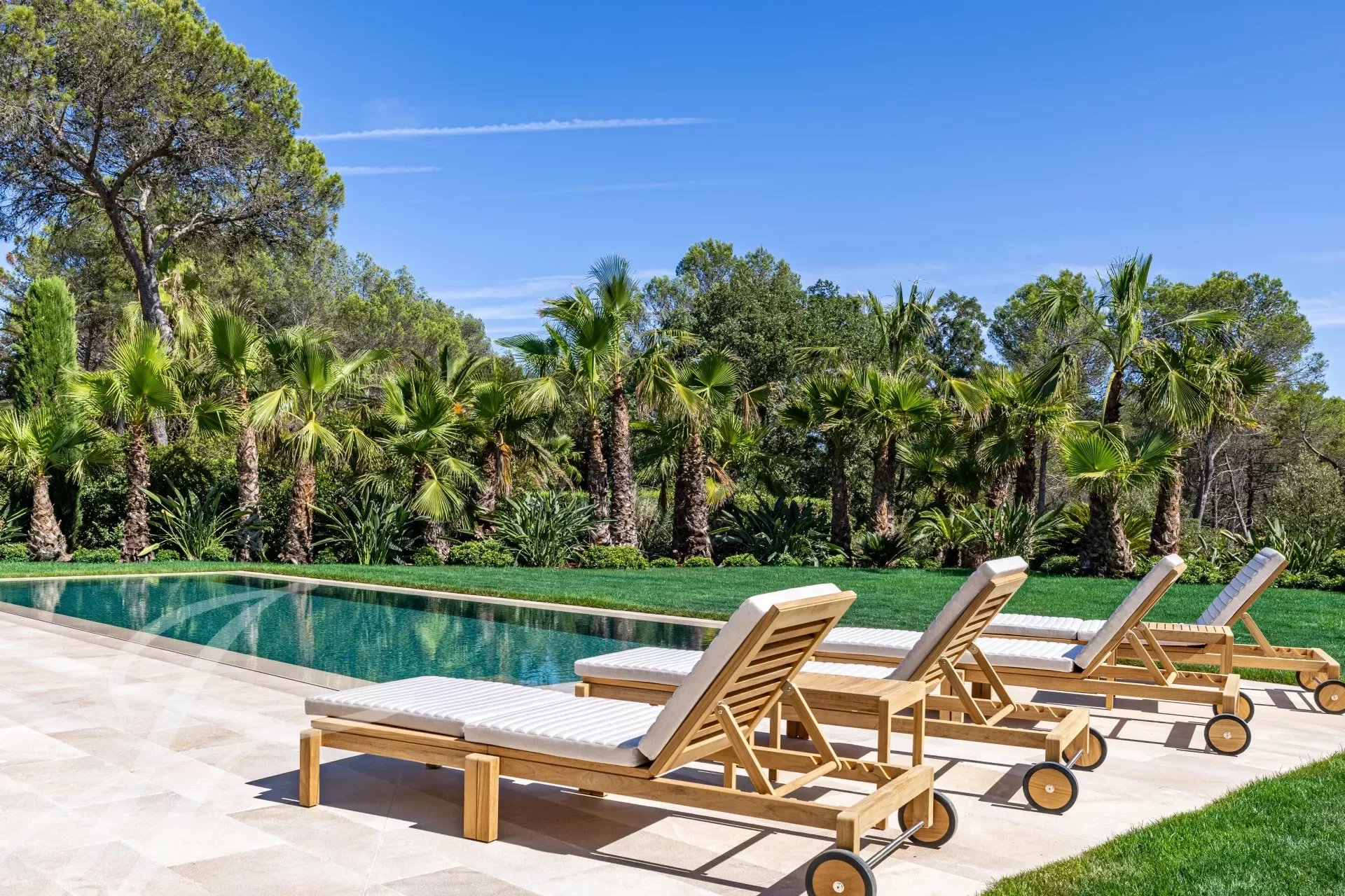 Ad Sale Property Mougins (06250), 7.0 Rooms refV1115MGS