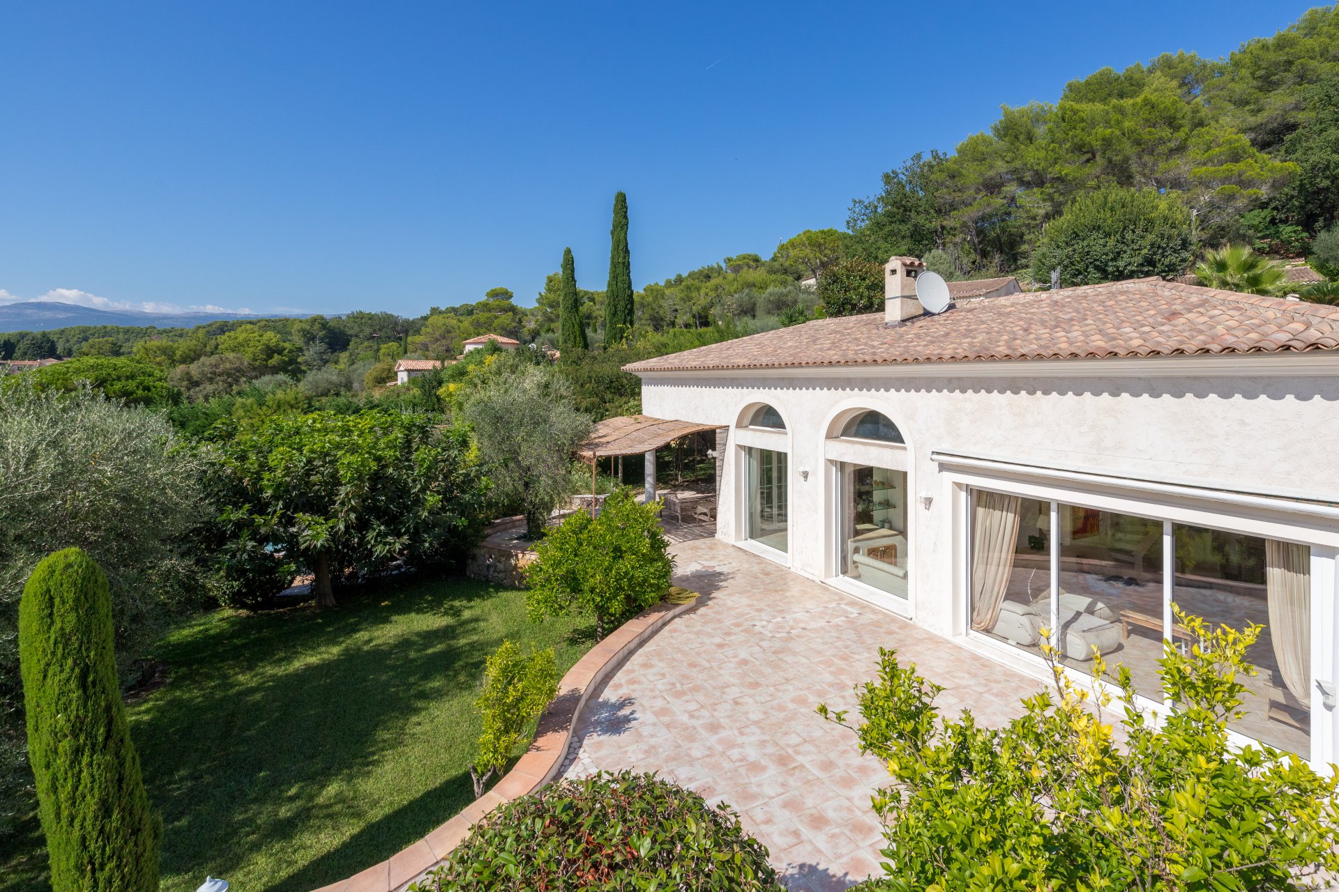 Ad Sale Property Mougins (06250), 7 Rooms refV2378MO