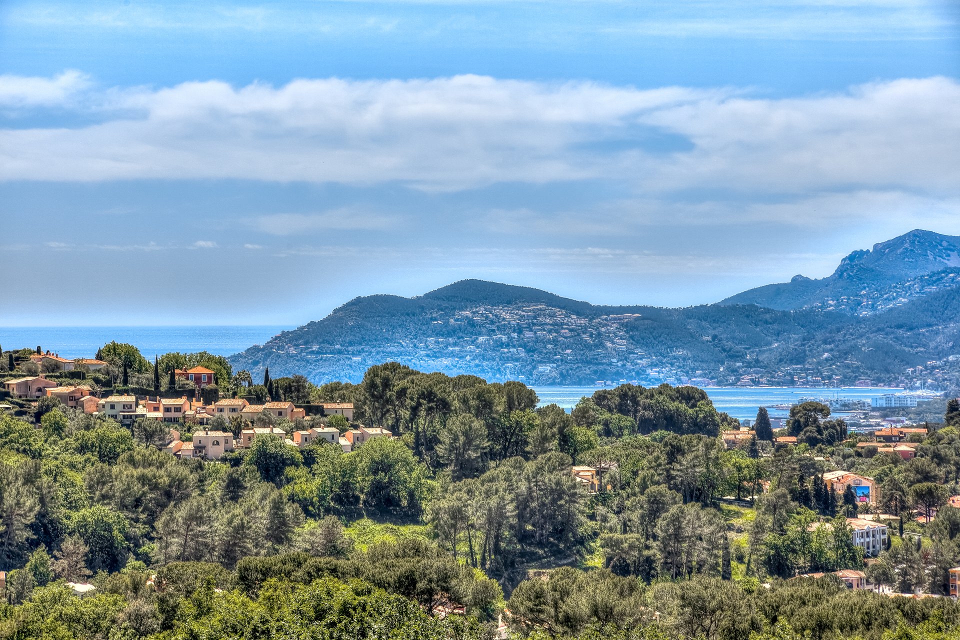 Ad Sale Property Mougins (06250), 7 Rooms refV2642VA