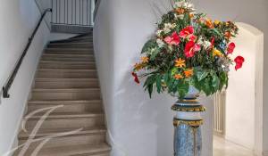 Sale Property Presinge