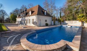 Sale Property Presinge