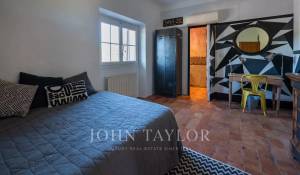 Sale Property Saint-Cyr-sur-Mer