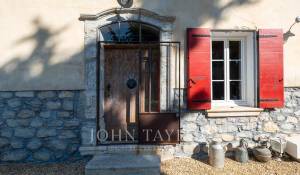 Sale Property Saint-Cyr-sur-Mer