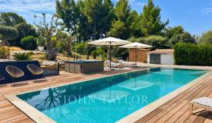 Sale Property Saint-Cyr-sur-Mer