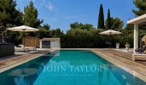 Sale Property Saint-Cyr-sur-Mer