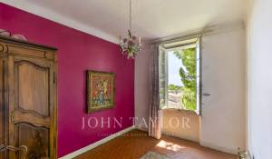 Sale Property Saint-Cyr-sur-Mer