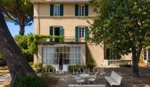 Sale Property Saint-Cyr-sur-Mer