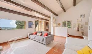 Sale Property Simiane-Collongue