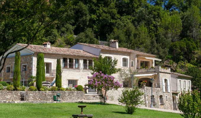 Sale Property Valbonne