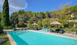 Sale Property Vauvenargues