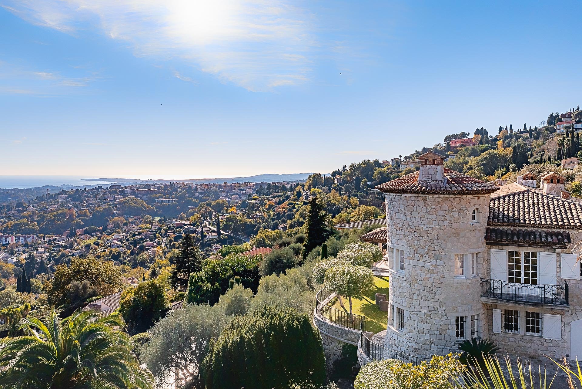 Ad Sale Property Vence (06140), 10.0 Rooms refV2000CO