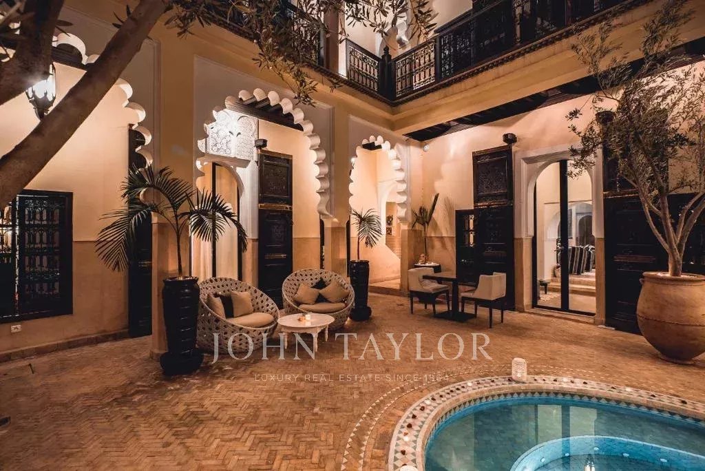 Ad Sale Riad Marrakech Medina (40000), 14 Rooms refV0063MK