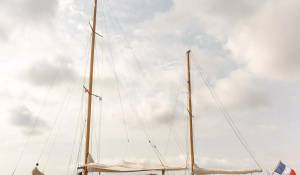 Sale Sailing Yacht 