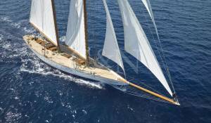 Sale Sailing Yacht 