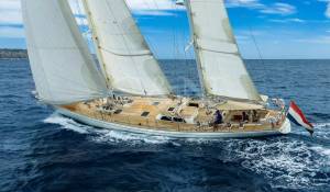 Sale Sailing Yacht 