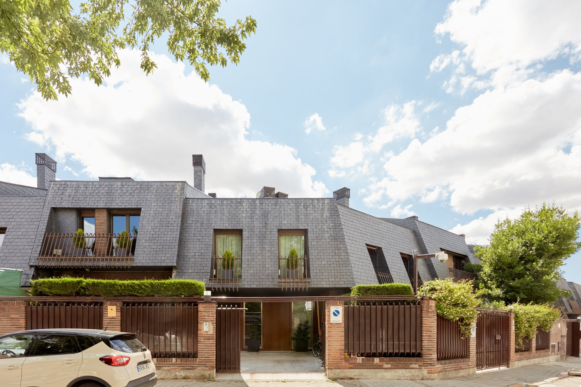 Ad Sale Townhouse Madrid Nueva España (28036) refV0349MAC