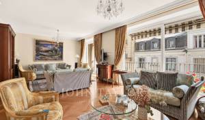 Sale Townhouse Paris 16ème