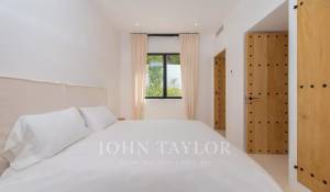 Sale Villa Cala Llenya