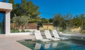 Sale Villa Cala Llenya