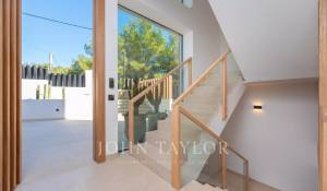 Sale Villa Cala Llenya