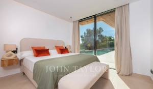 Sale Villa Cala Llenya