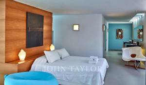 Sale Villa Cala Vedella