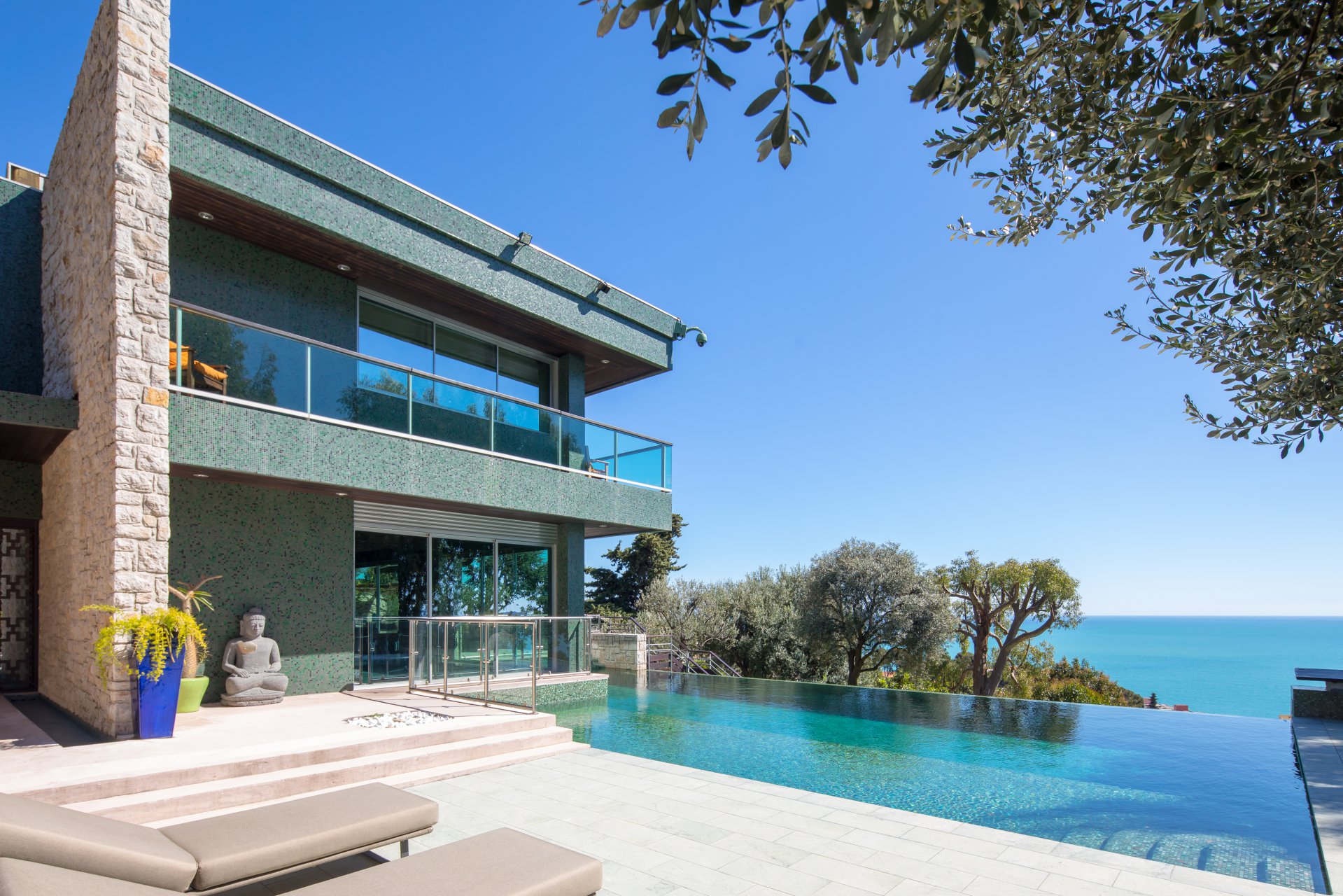 Ad Sale Villa Capd'Ail (06320), 14 Rooms refV1304SJ