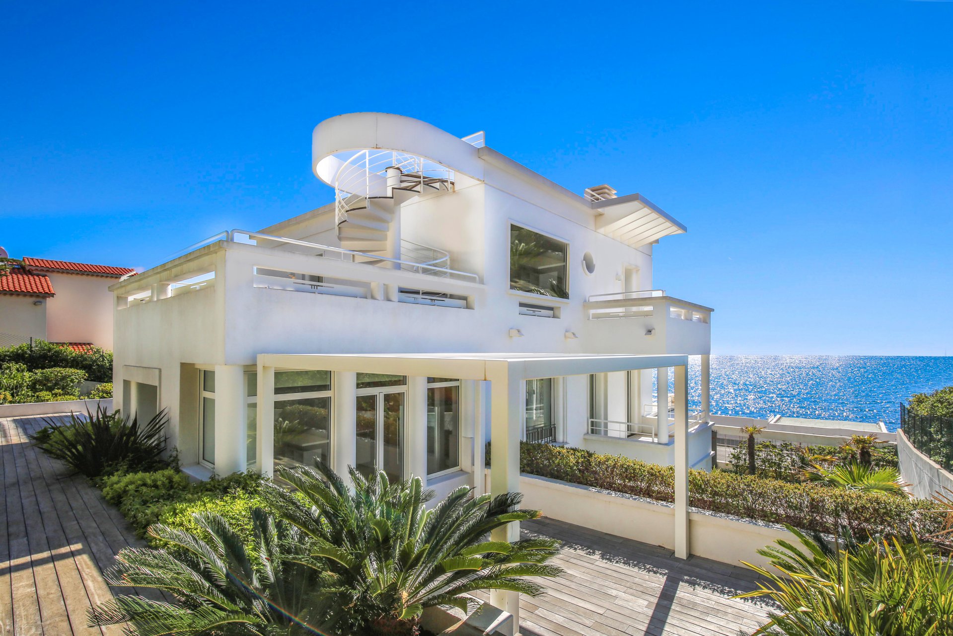 Ad Sale Villa Cap d'Antibes (06160), 6 Rooms refV0109AN