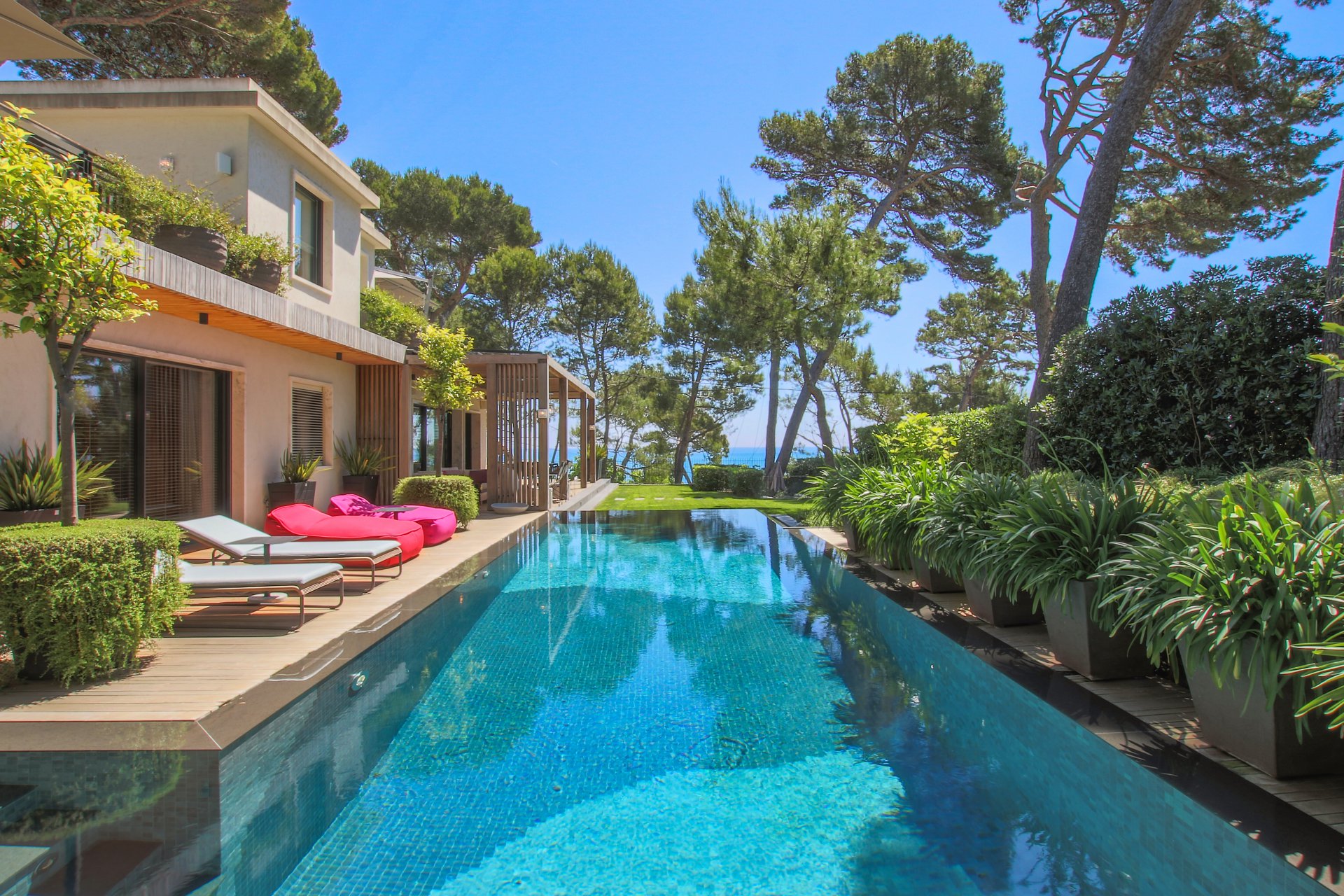 Ad Sale Villa Cap d'Antibes (06160), 6 Rooms refV0124AN