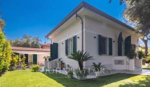 Sale Villa LUCCA  
