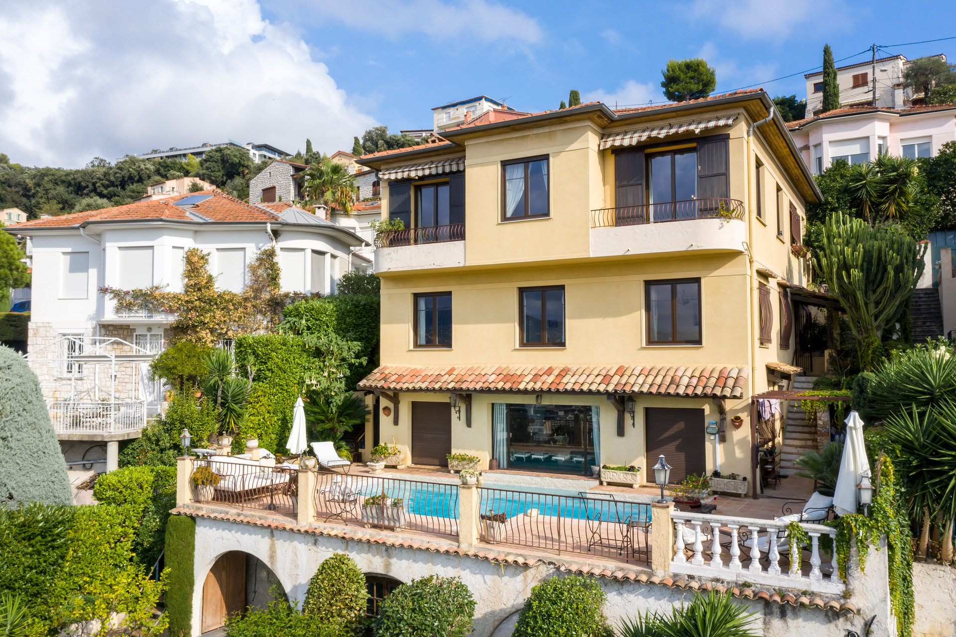 Ad Sale Villa Nice (06000), 8 Rooms refV1430SJ