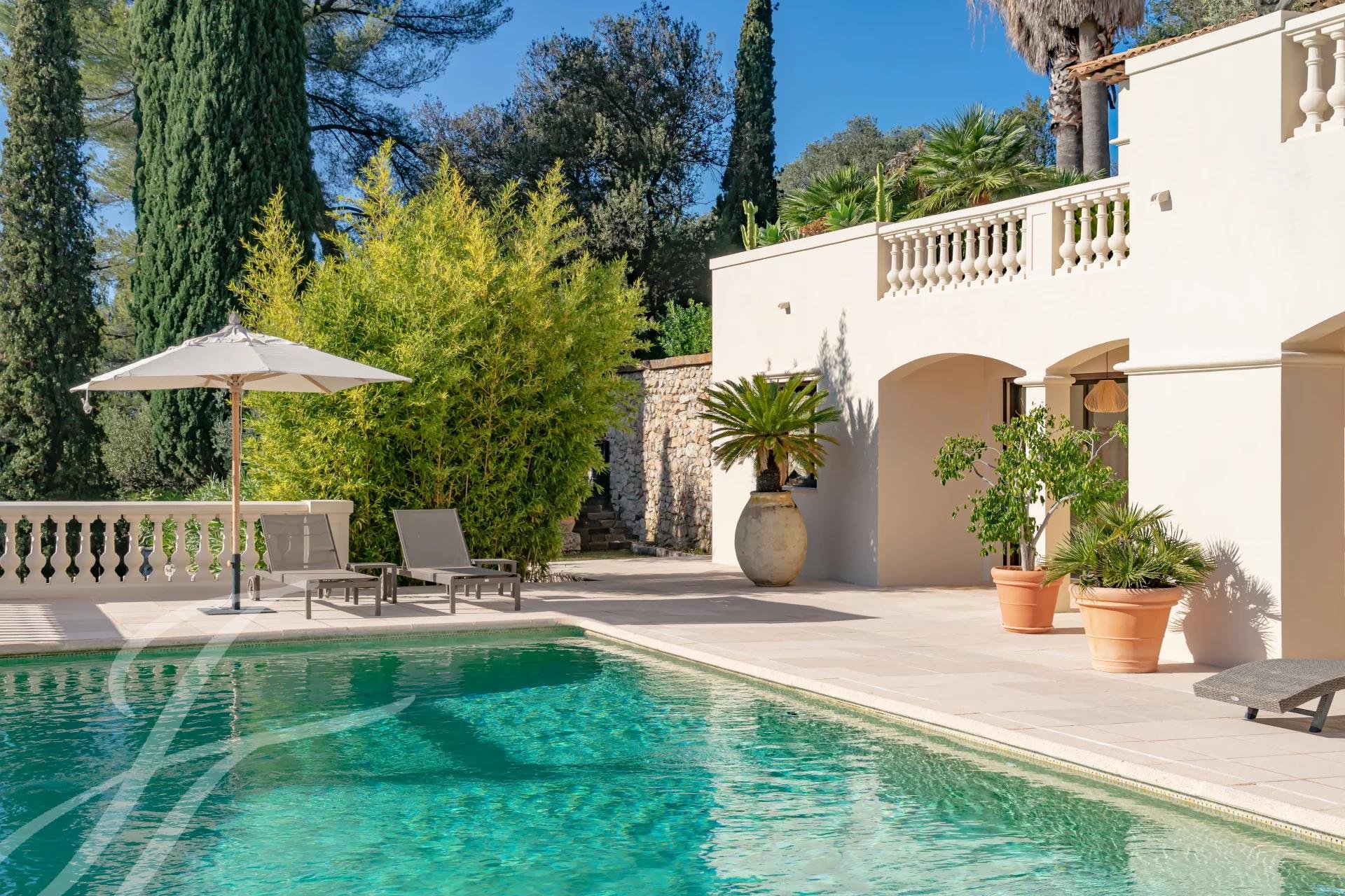 Ad Sale Villa Nice Gairaut (06100), 9.0 Rooms refV1651SJ