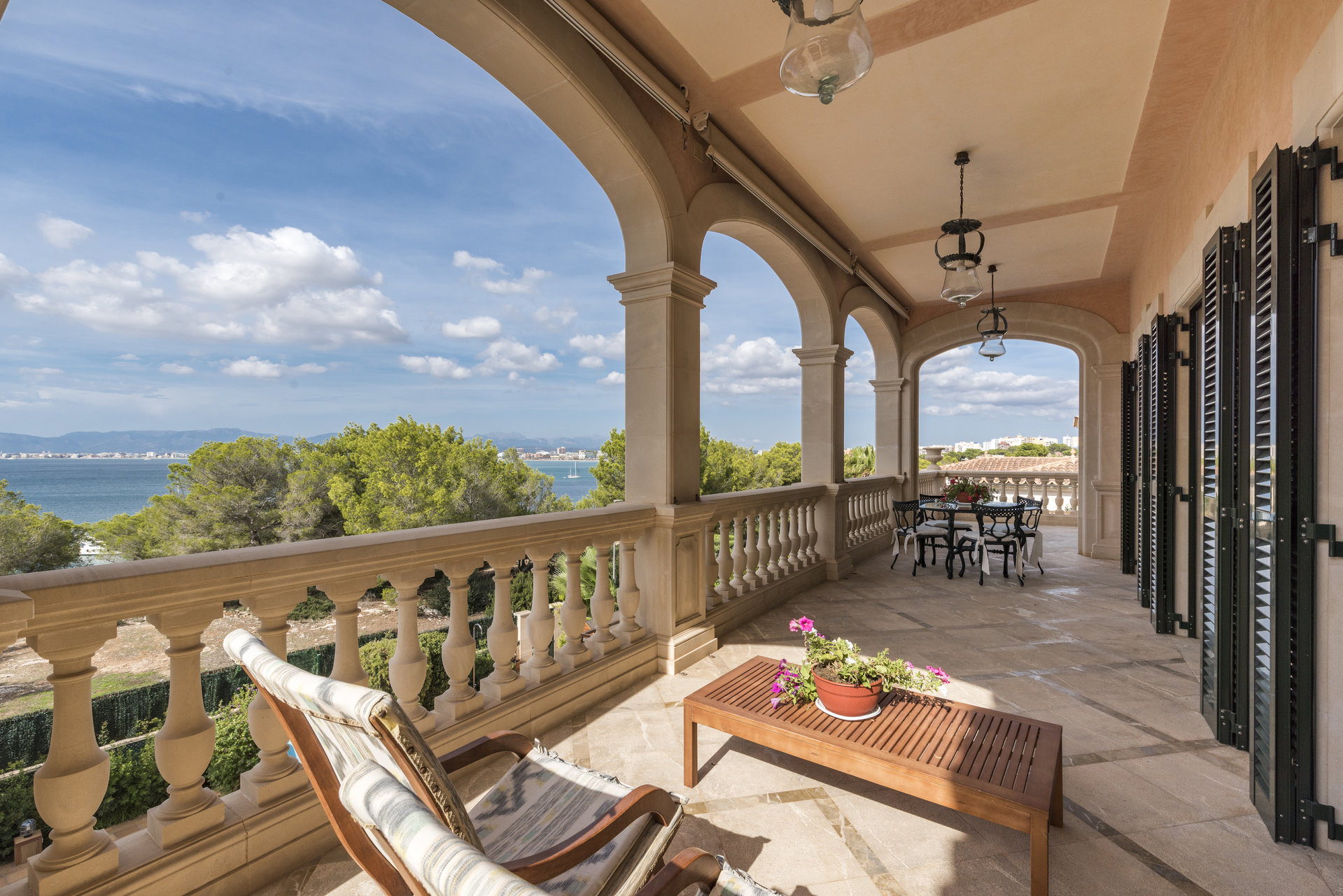 Ad Sale Villa Palma de Mallorca Son Verí Nou (07001) refV0446PM