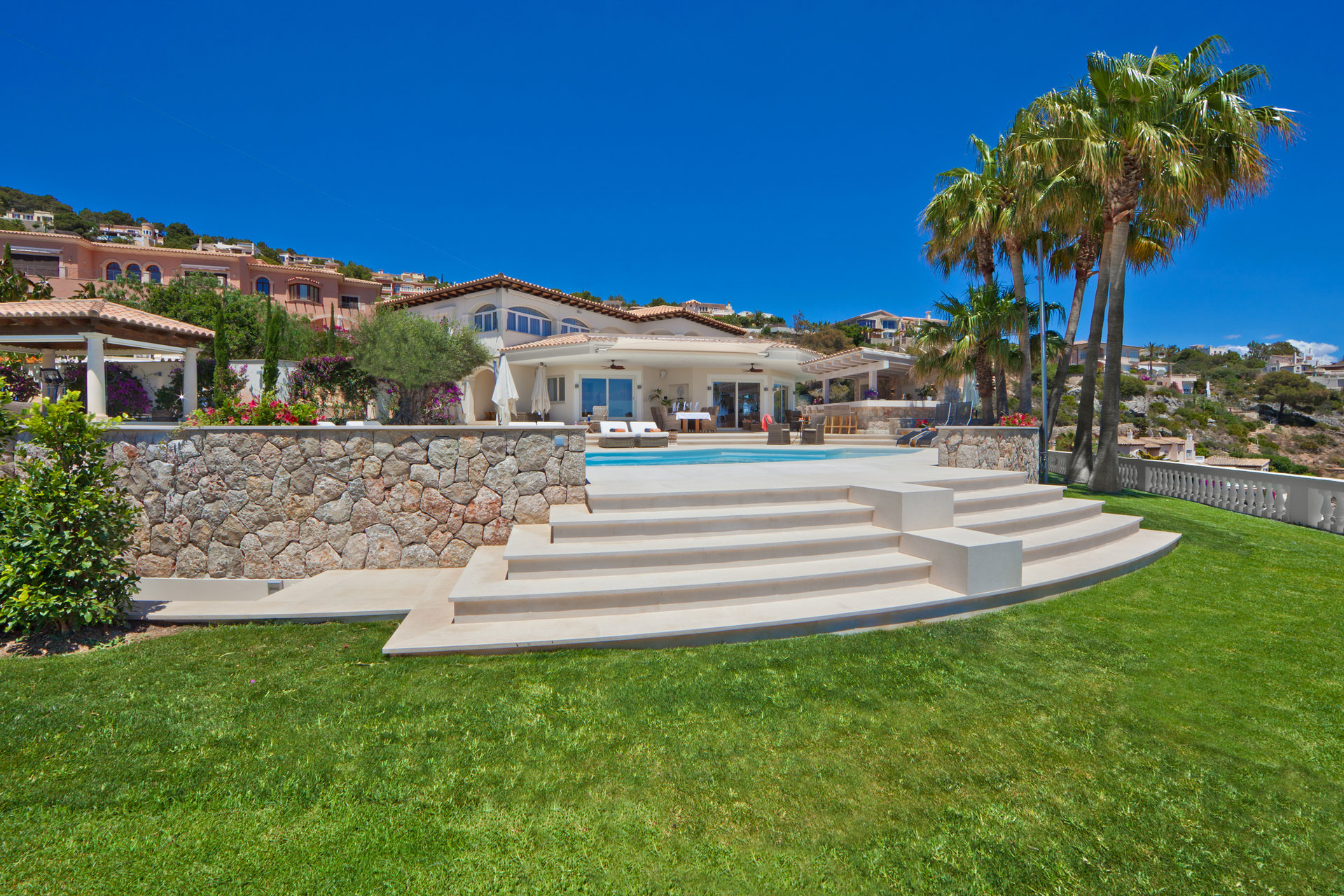 Ad Sale Villa Port d'Andratx (07157), 7 Rooms refV0633SP