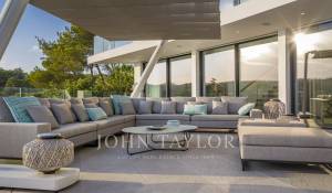 Sale Villa Roca Llisa