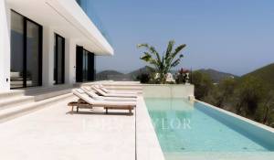 Sale Villa Roca Llisa