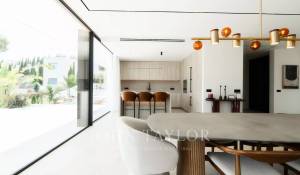 Sale Villa Roca Llisa