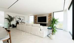 Sale Villa Roca Llisa