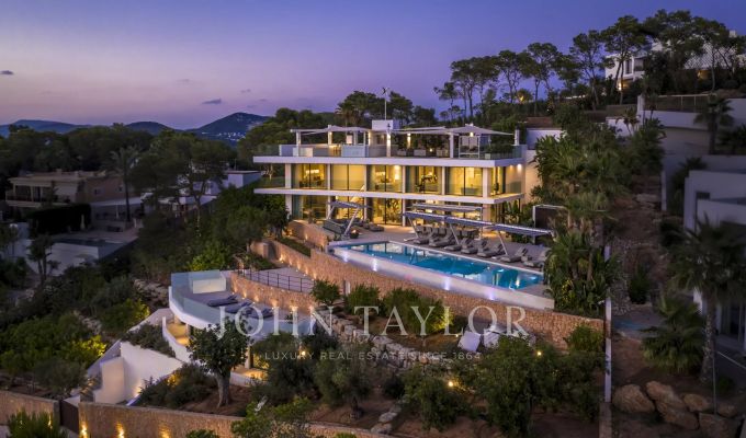 Sale Villa Roca Llisa