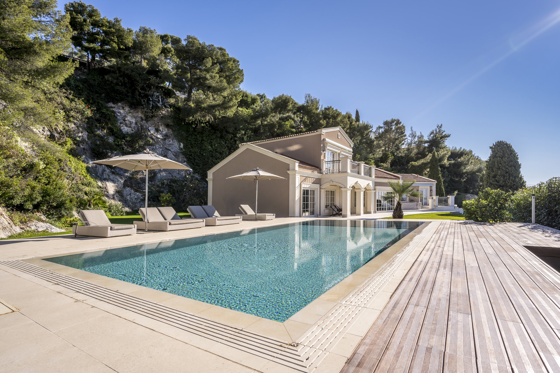 Ad Sale Villa RoquebruneCapMartin (06190), 6 Rooms refV1226MC