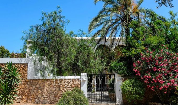 Sale Villa Sant Carles de Peralta