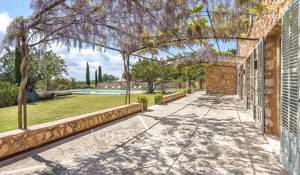 Sale Villa Santa María del Camí